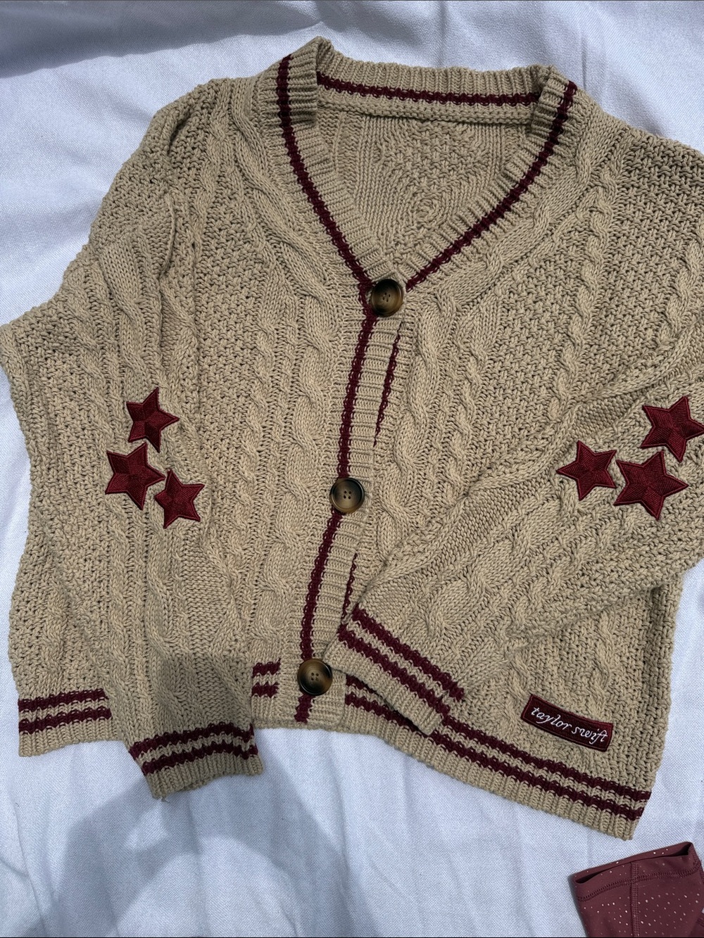 Beige Cable Knit Cardigan with Burgundy Star Appliqués